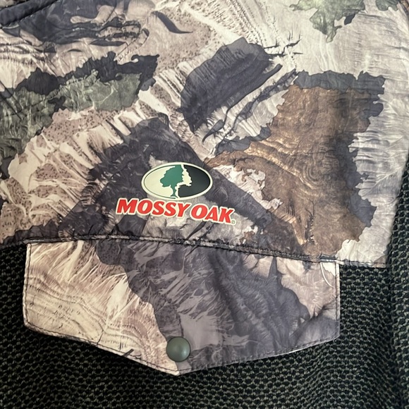 Mossy Oak Half Zip Pullover Sweater - Picture 2 of 6